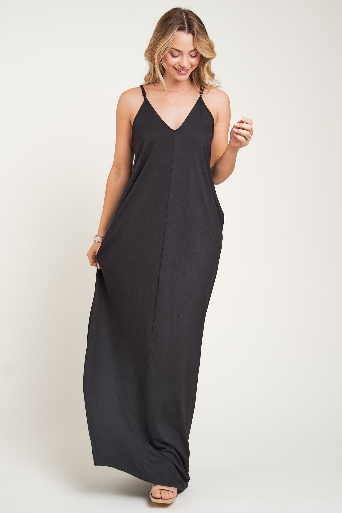 Cami V Neck Sleeveless Side Pockets Flowy Knit Maxi Dress