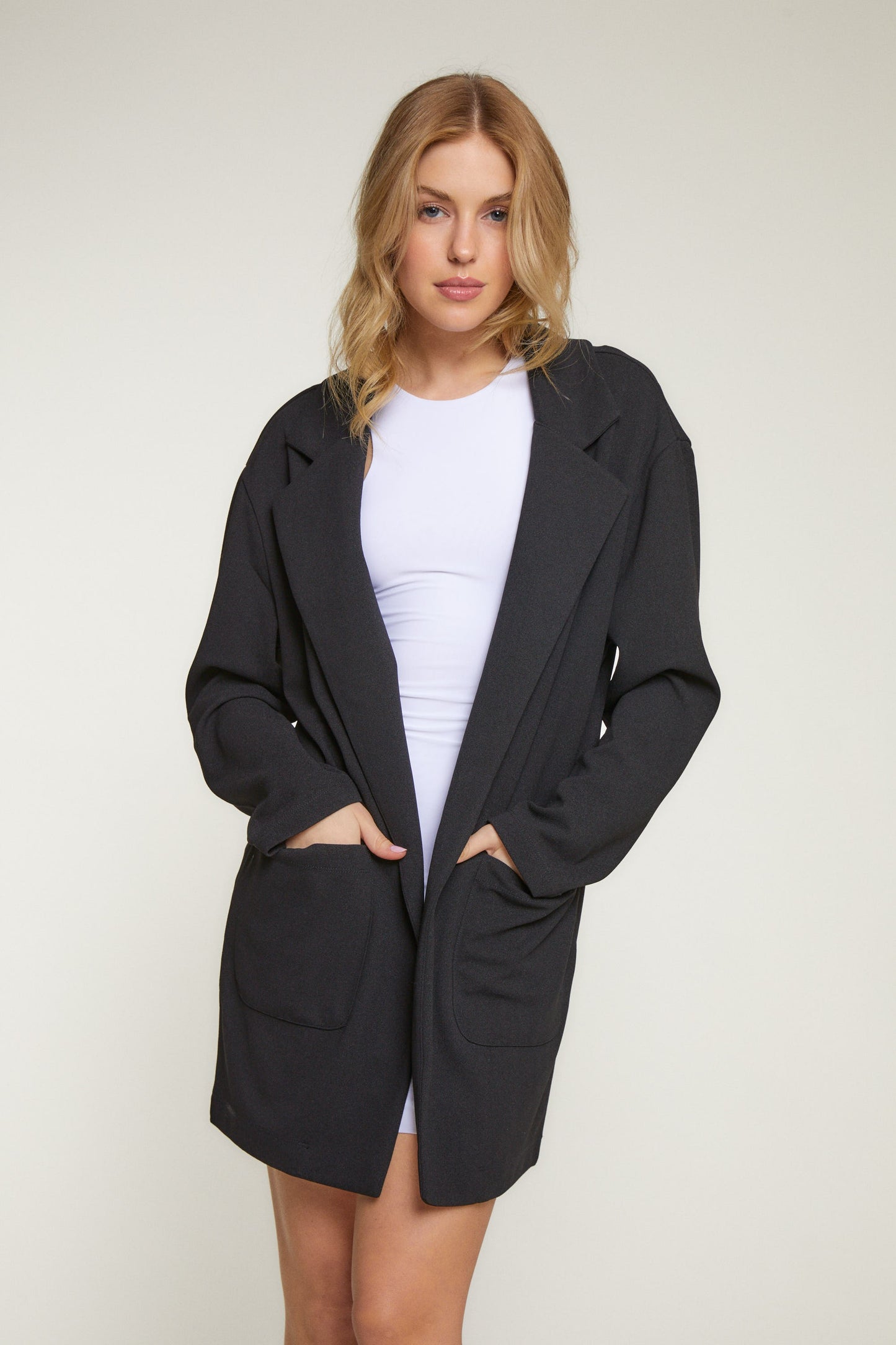 Lapel Collar Front Pockets Crepe Knit Jacket